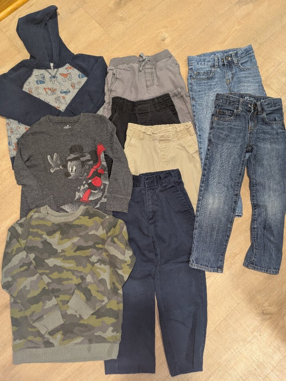 Boys 4T/5T Clothes Lot / Jeans, Pants, Sweatshirts, Hoodie
